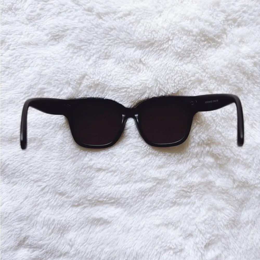 Julia Black W/ Mirror Lenses Square Sunglasses